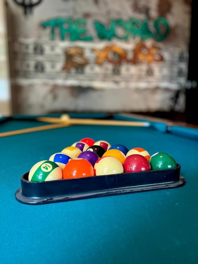 Апартаменты Capsule Casino - Jacuzzi - Billard - Netflix - Console & Jeux Монс Экстерьер фото